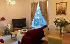 Spacious Apartment In The Heart Of Camden Town