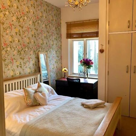 Spacious Apartment In The Heart Of Camden Town London Exterior photo